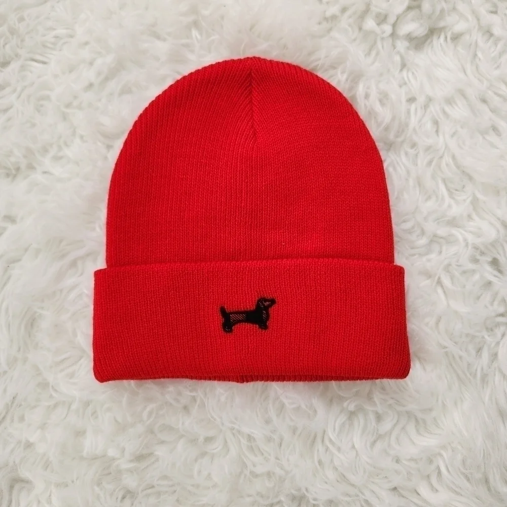 PINK Victoria's Secret Red Rib Knit Beanie. One size. New without without tags.